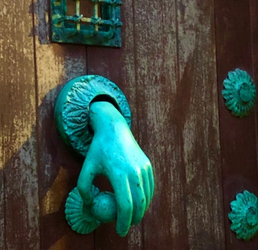 Norm's Thursday Doors, door knocker, that little voice, doors, San Miguel de Allende, Mexico